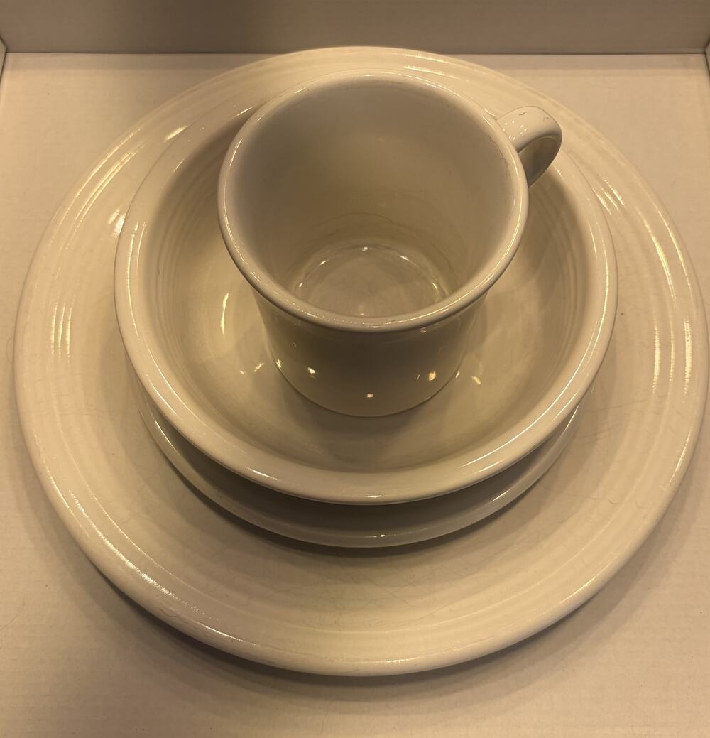 Fiesta Ware White Place Setting GUC